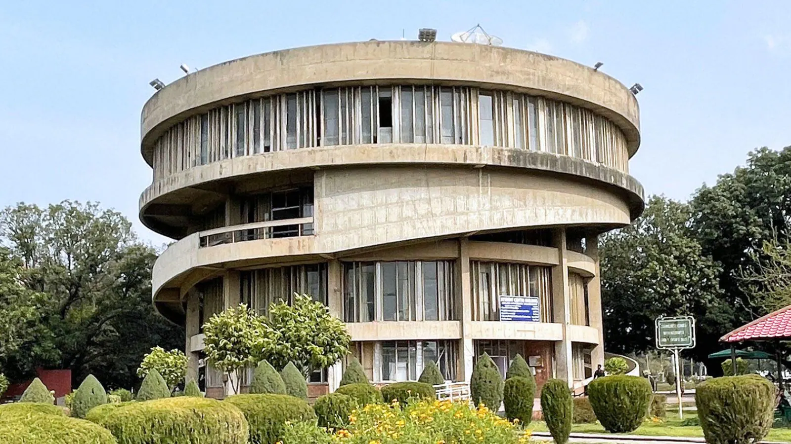 Centre Revokes Notice To Dissolve Panjab University Senate & Syndicate After Massive Protest