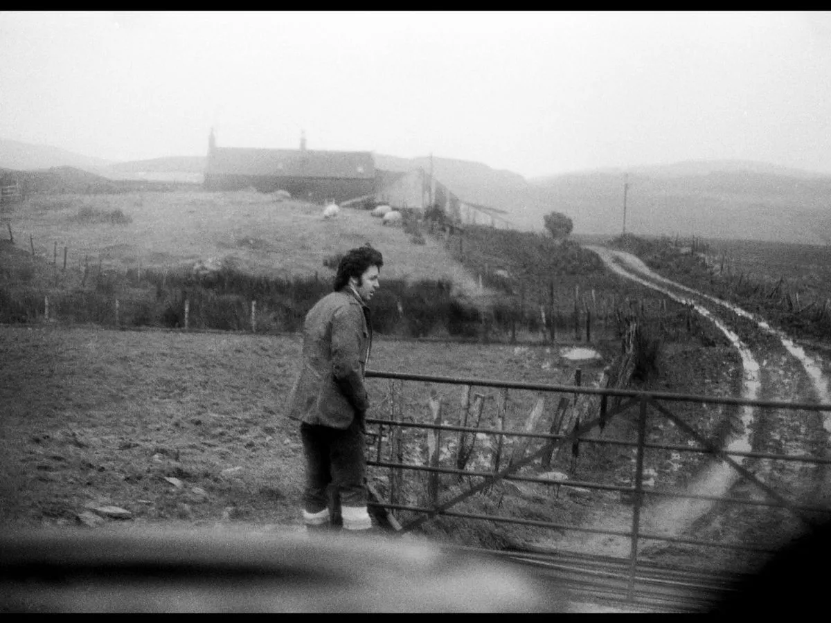 New images of Paul McCartney at his remote Scots sheep farm in 1968 released