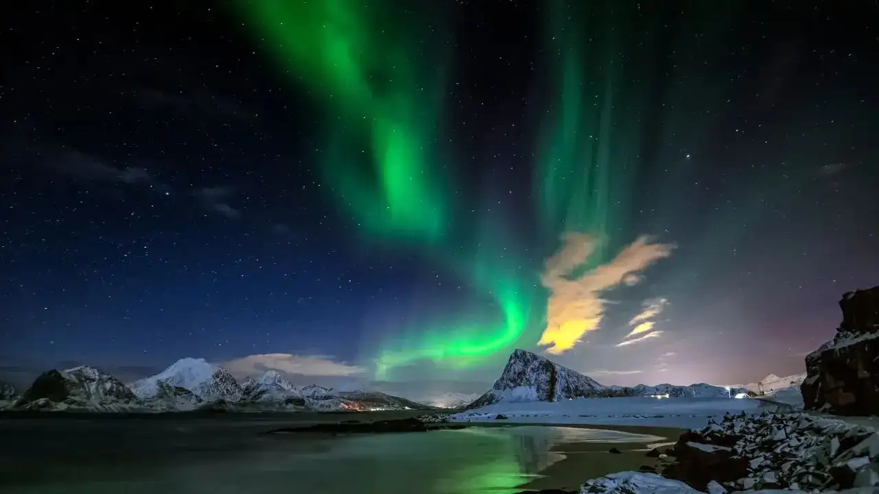 Helsinki Northern Lights Guide: When To Go, Where To Stay, What To Do (With Direct Flights From India)