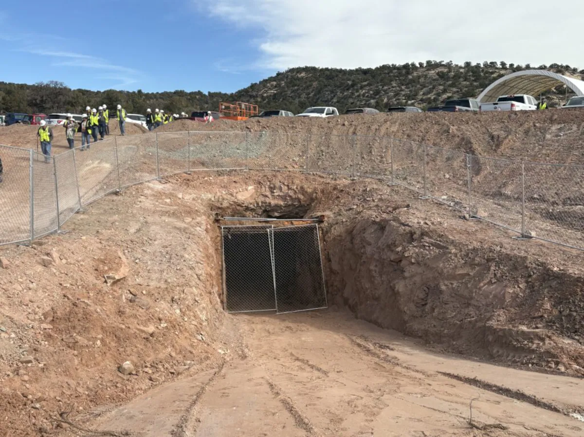 Velvet-Wood uranium mine construction begins