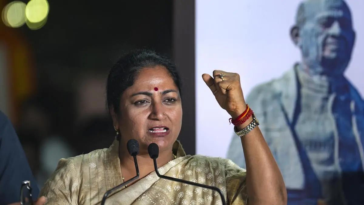 Delhi CM announces staggered timings for govt offices to curb pollution