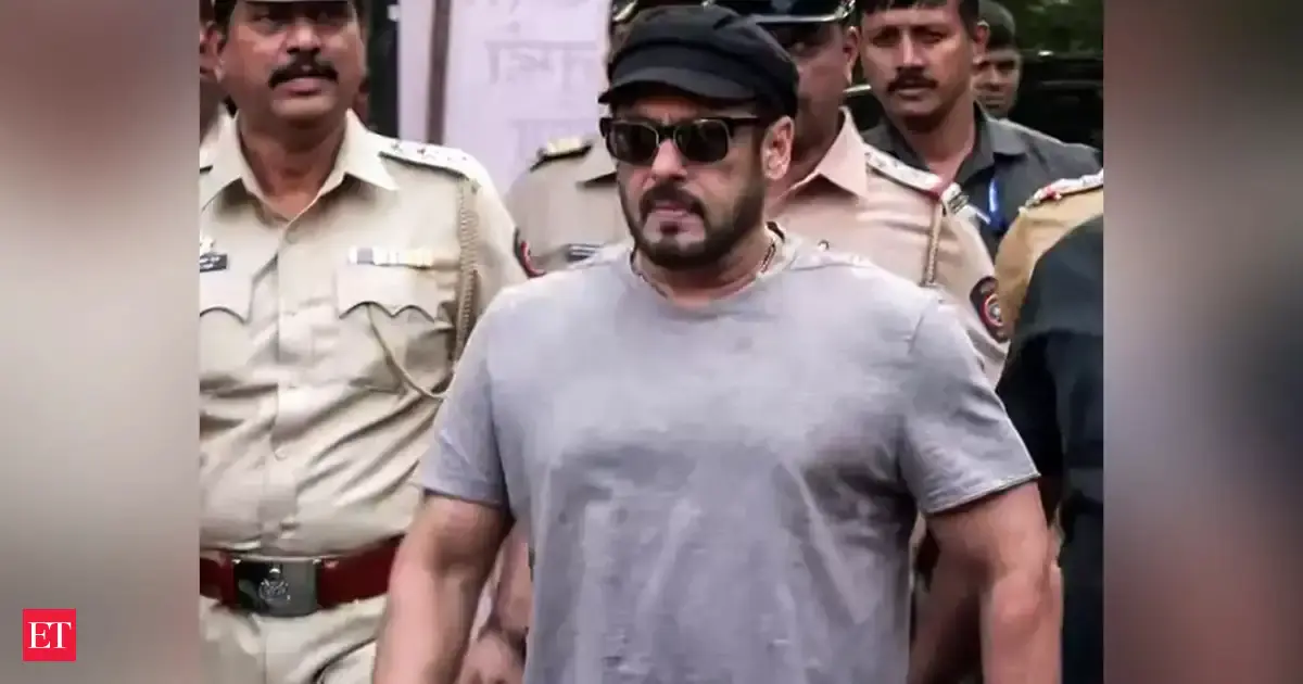 Salman Khan in legal trouble over "misleading" pan masala advertisements; Kota Consumer Court issues notice