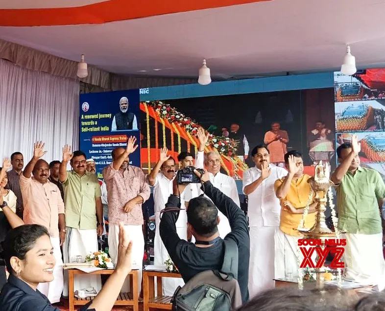 Ernakulam: Rajeev Chandrasekhar attends flagging off of Vande Bharat Express #Gallery