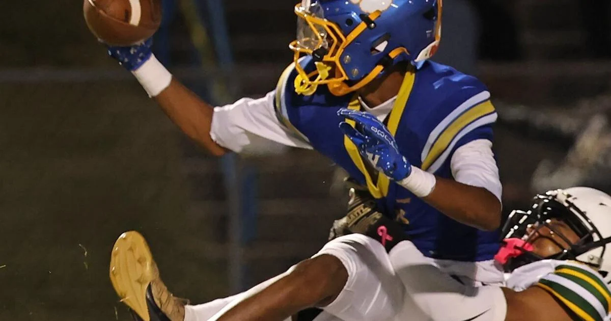 Dudley vs. Glenn football live updates