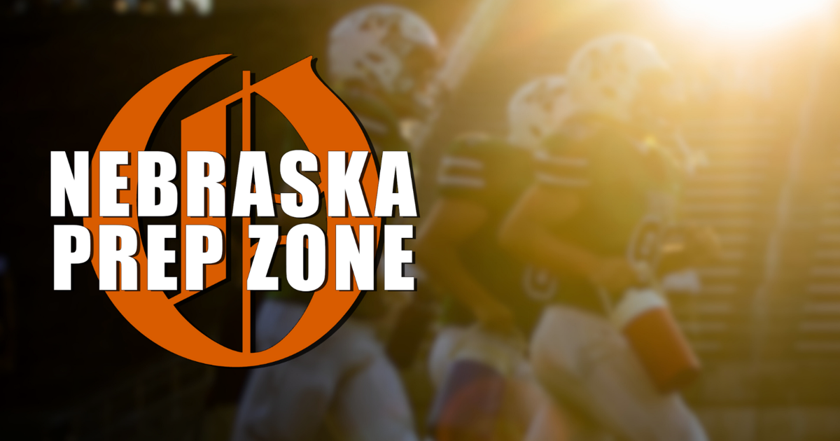 Omaha Creighton Prep knocks Lincoln East out of the playoffs