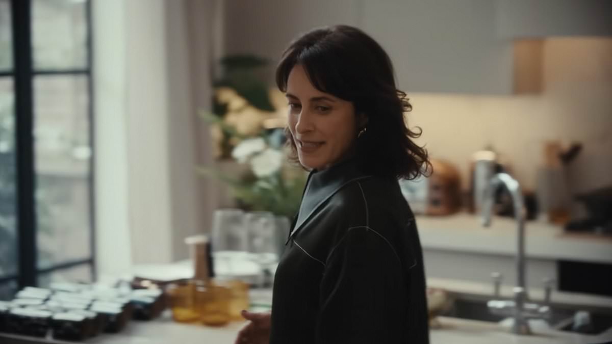 John Lewis Xmas ad features the most famous woman on TV you've never heard of... but can you guess who it is?