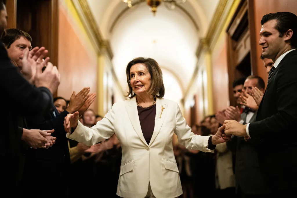 Barabak: A master of calculation, Pelosi knew it was time