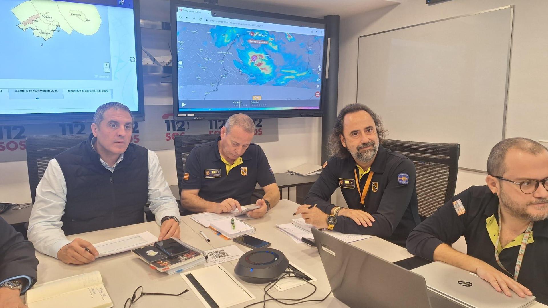 Weather update: Mallorca emergency services repeat call for ‘maximum caution’ as storm hits