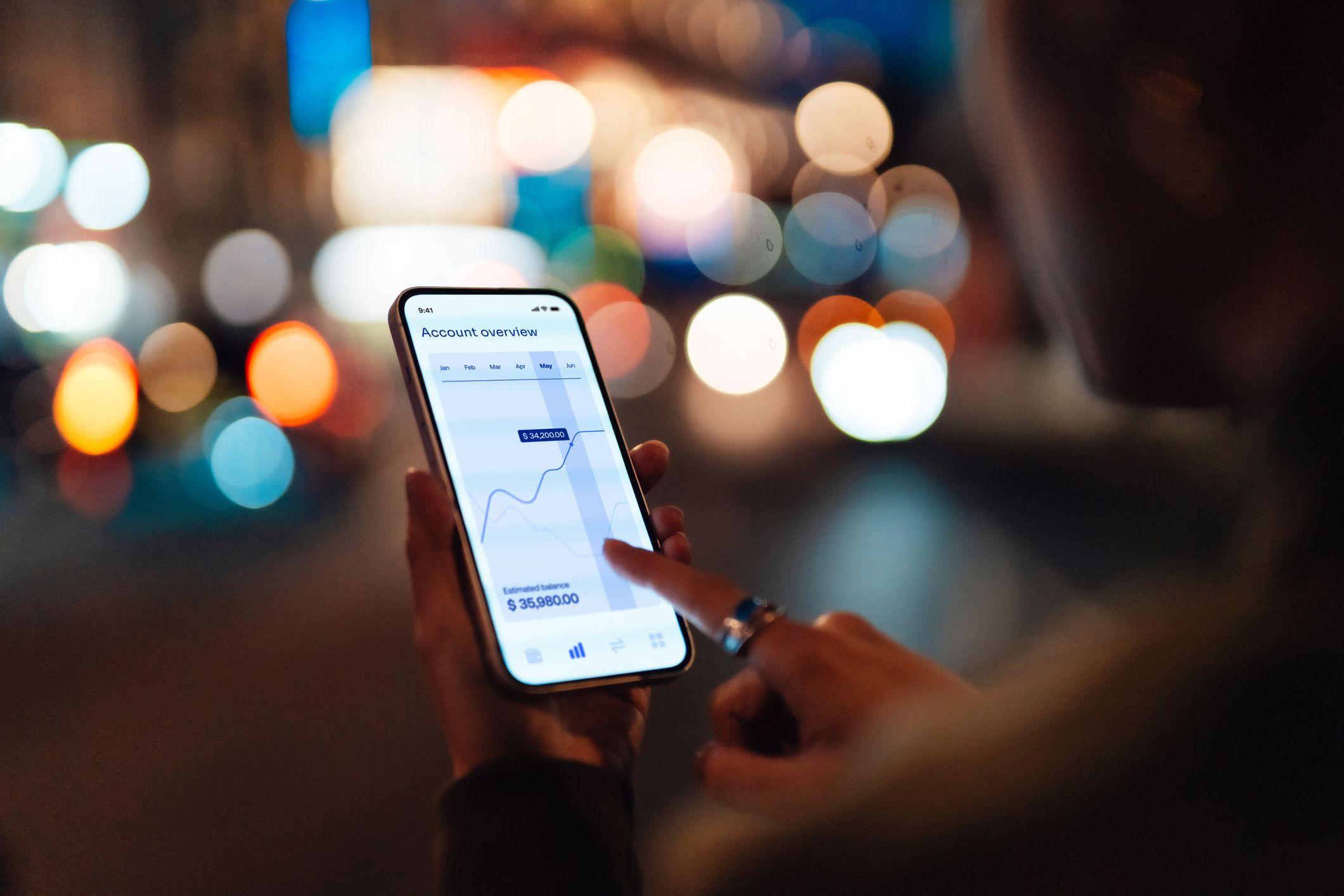 Investors continue to pull money from equity funds but at a slower rate – where is the money going?