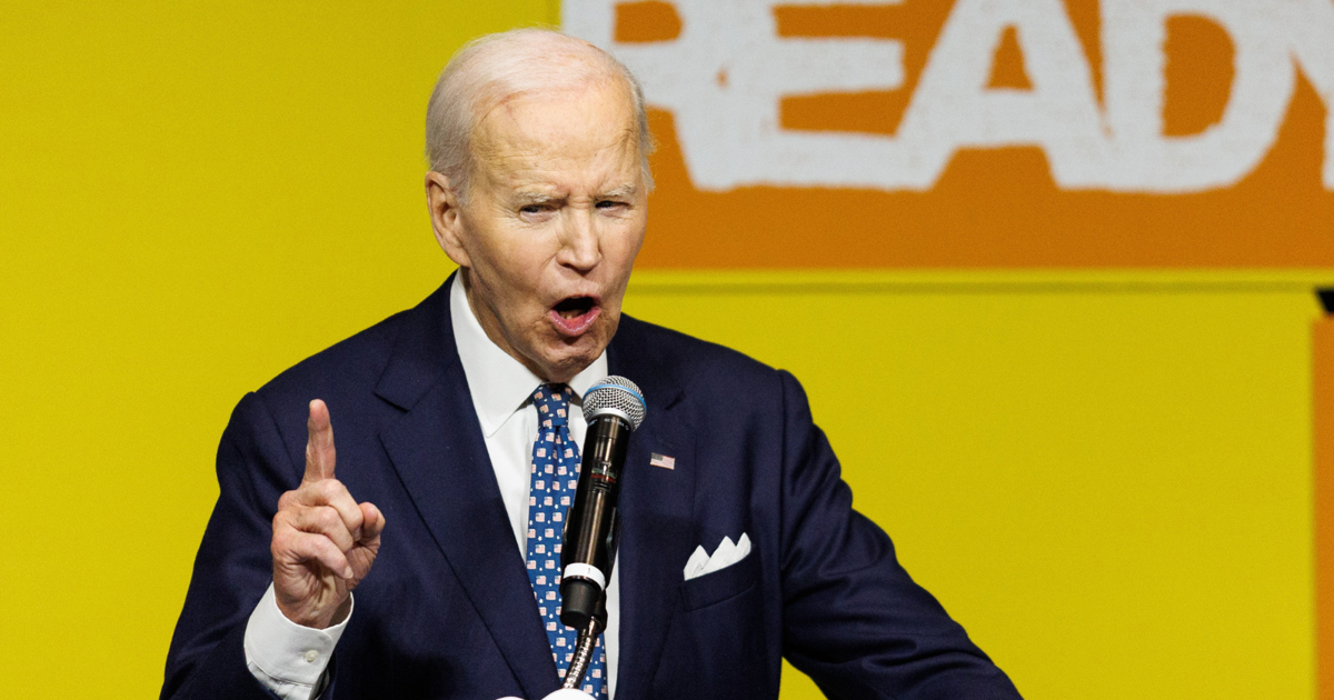 Former President Joe Biden calls out Trump at the Nebraska Democrats' gala