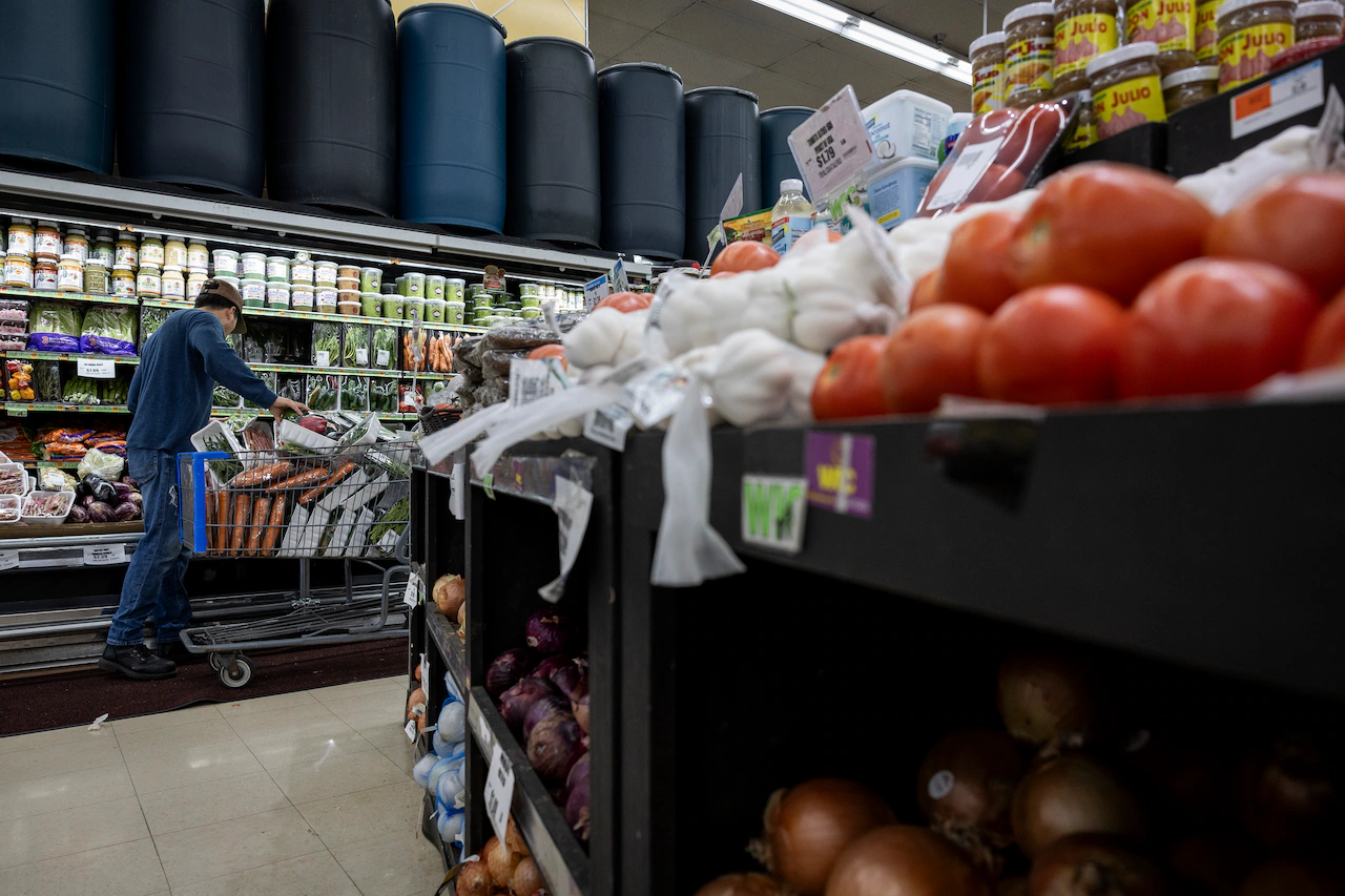 Kotek: Oregonians have access to full November food stamp benefits