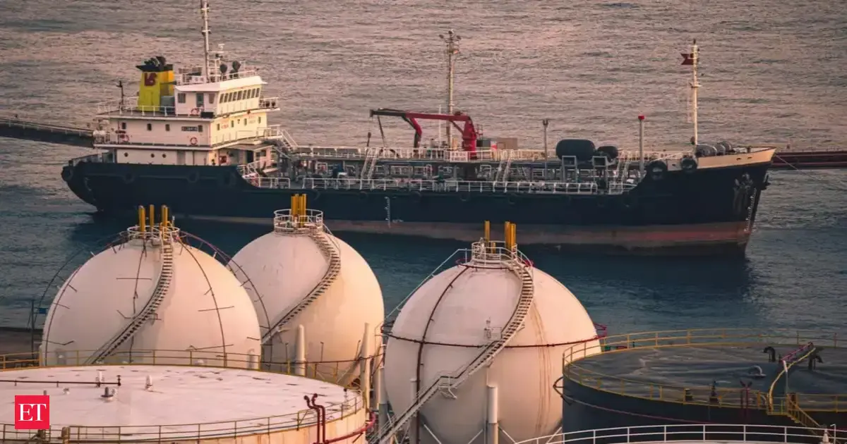 Russia's crude deliveries plunge as US sanctions begin to bite