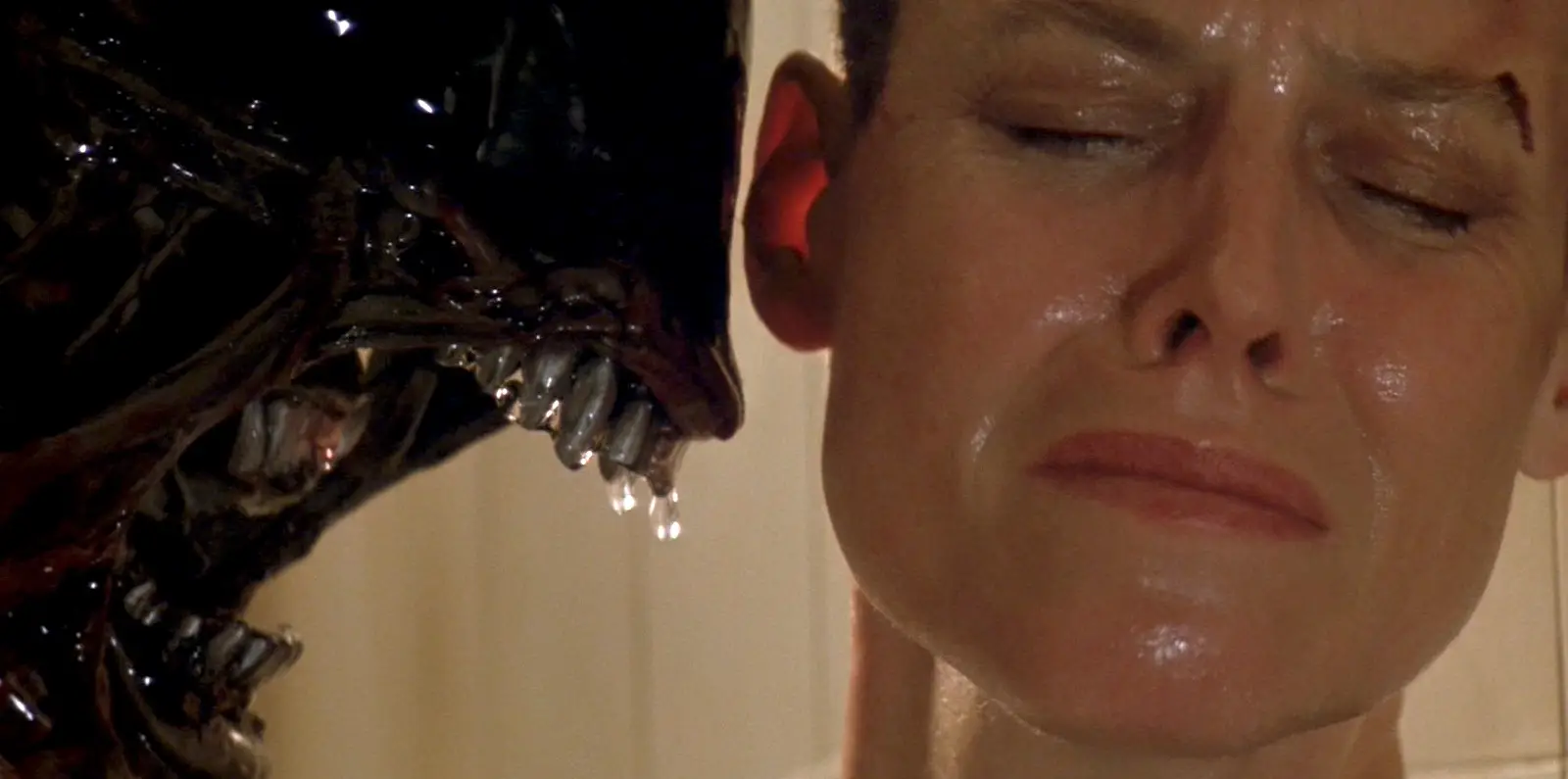 Predator: Badlands is actually a secret Alien movie