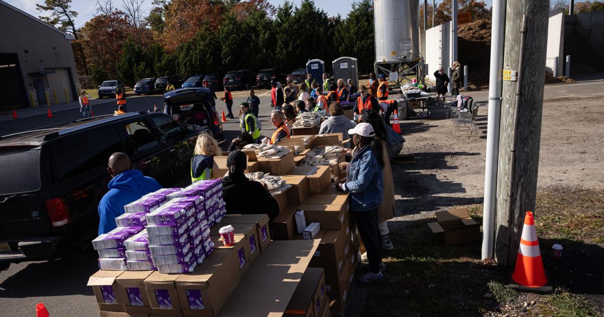 Sans SNAP, Atlantic County hosts food distribution