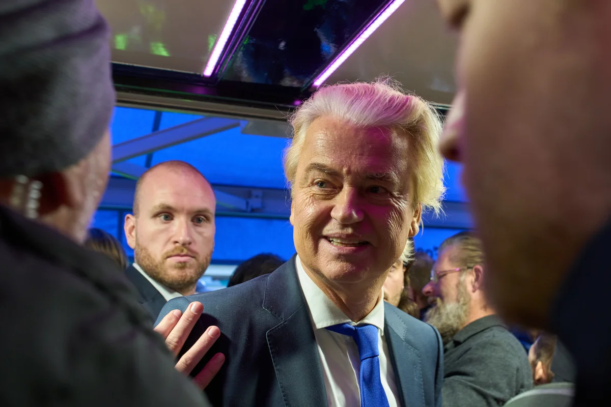 Far-right politician Geert Wilders ahead as Dutch voters go to the polls