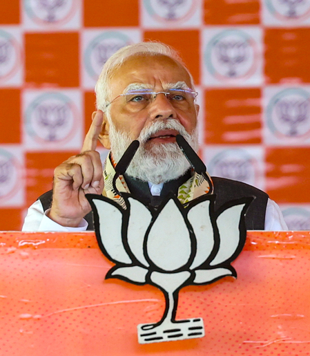 ‘Jungle Raj’ perpetrators pushed land of Satyagraha into den of thugs: PM Modi flays Grand Alliance