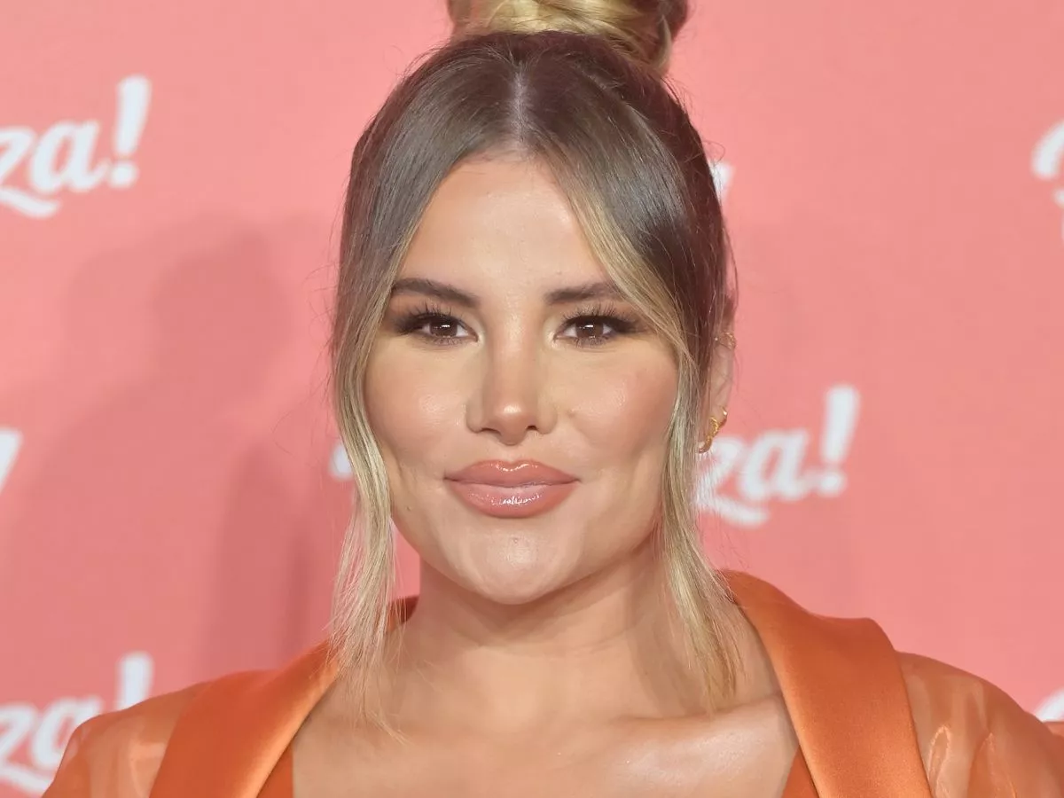 TOWIE's Georgia Kousoulou shows off rock hard abs after denying using weight loss jabs