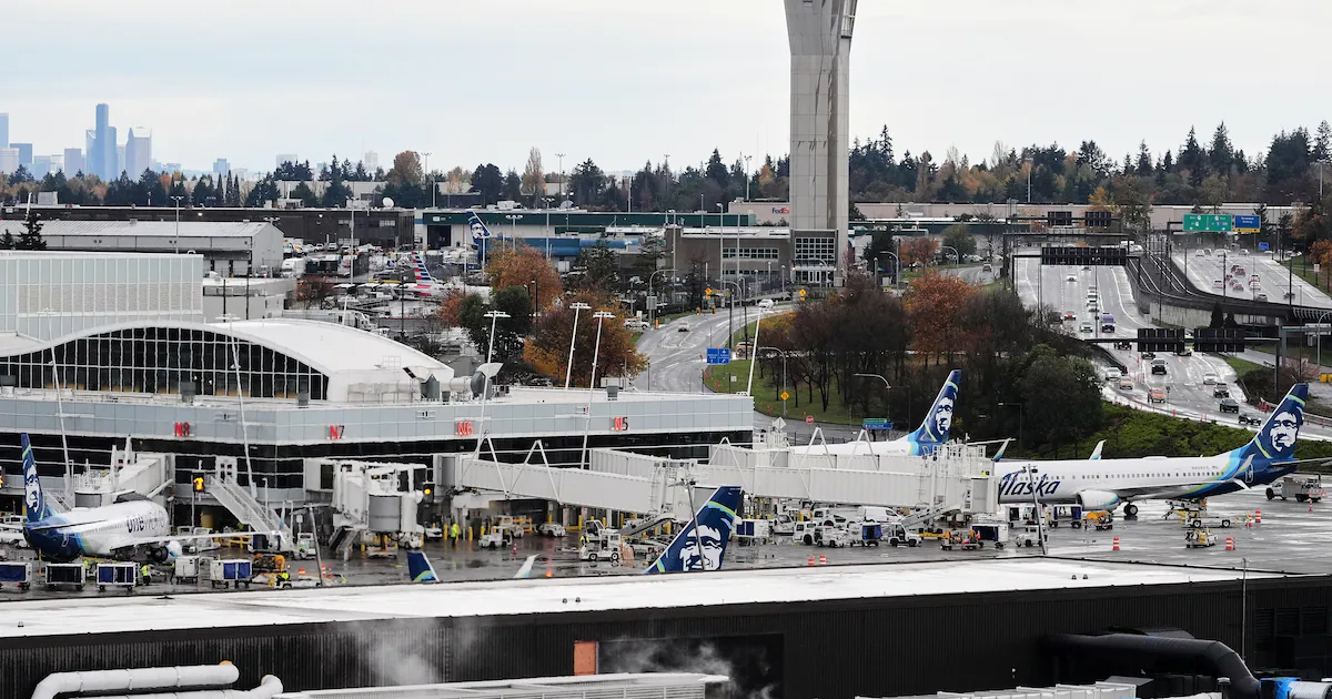 Flight cancellations accelerate as airlines comply with FAA’s order during government shutdown