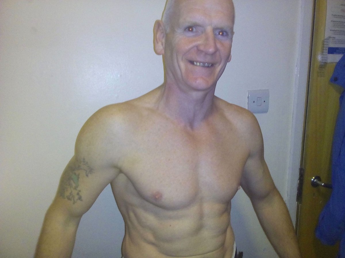 Former soldier who knifed mental health nurse to death back in jail after taking blade to Edinburgh pub