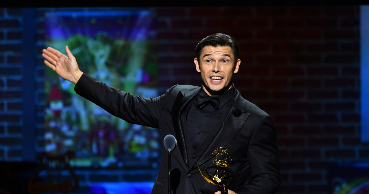 Paul Telfer Says ‘Days' Family Reveal Was 'Bittersweet'