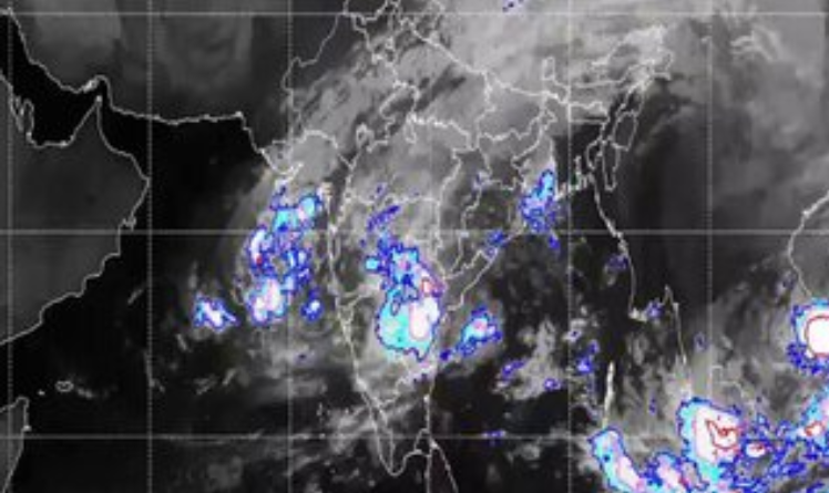 Cyclone Montha Weakens After Landfall, Leaves One Dead in Andhra