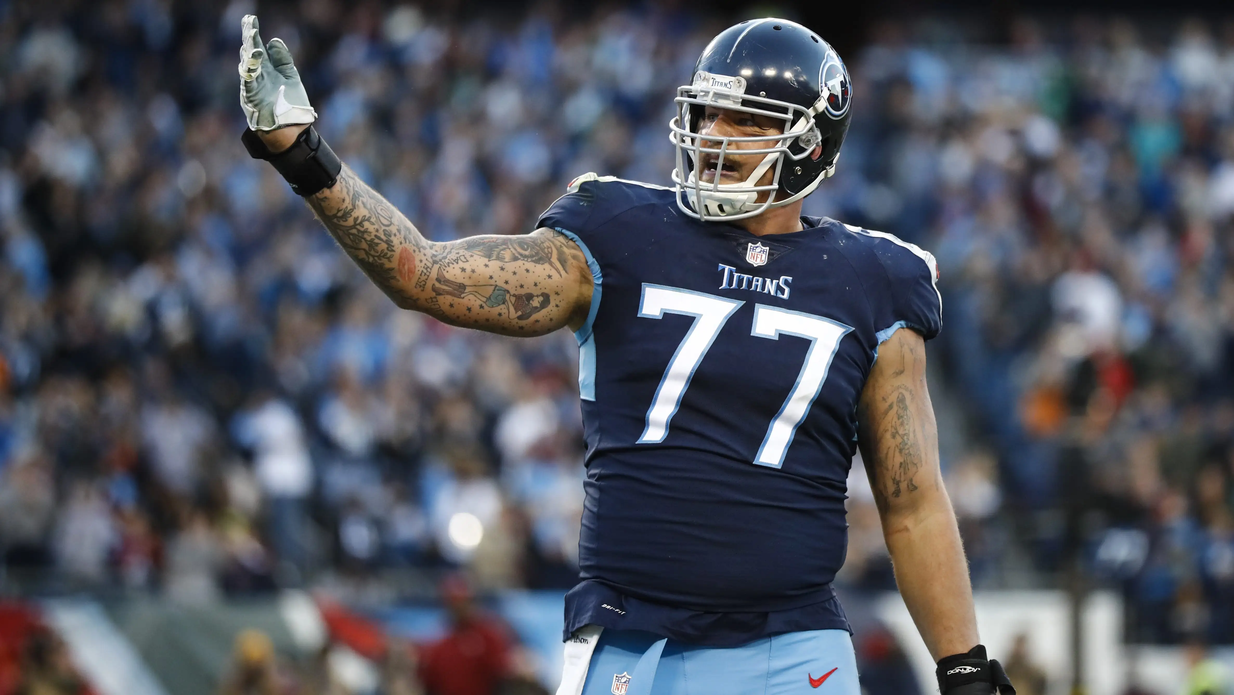 Taylor Lewan Gives Brutally Honest Take on Jets Trades