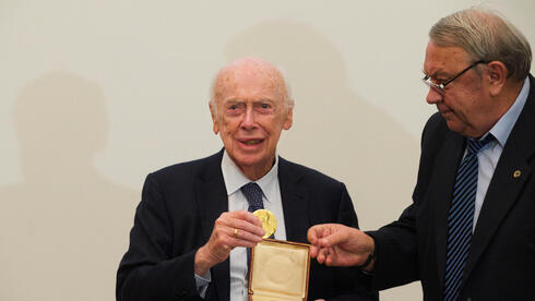 James Watson, scientist who co-discovered DNA’s double helix, dies at 97