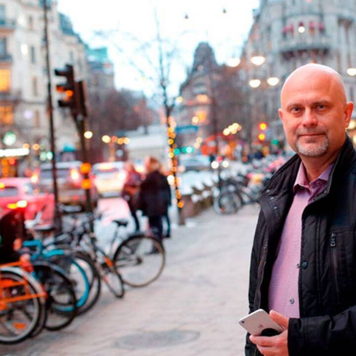 Limerick firm agrees not to remove director who claims CEO leased girlfriends' houses with company funds