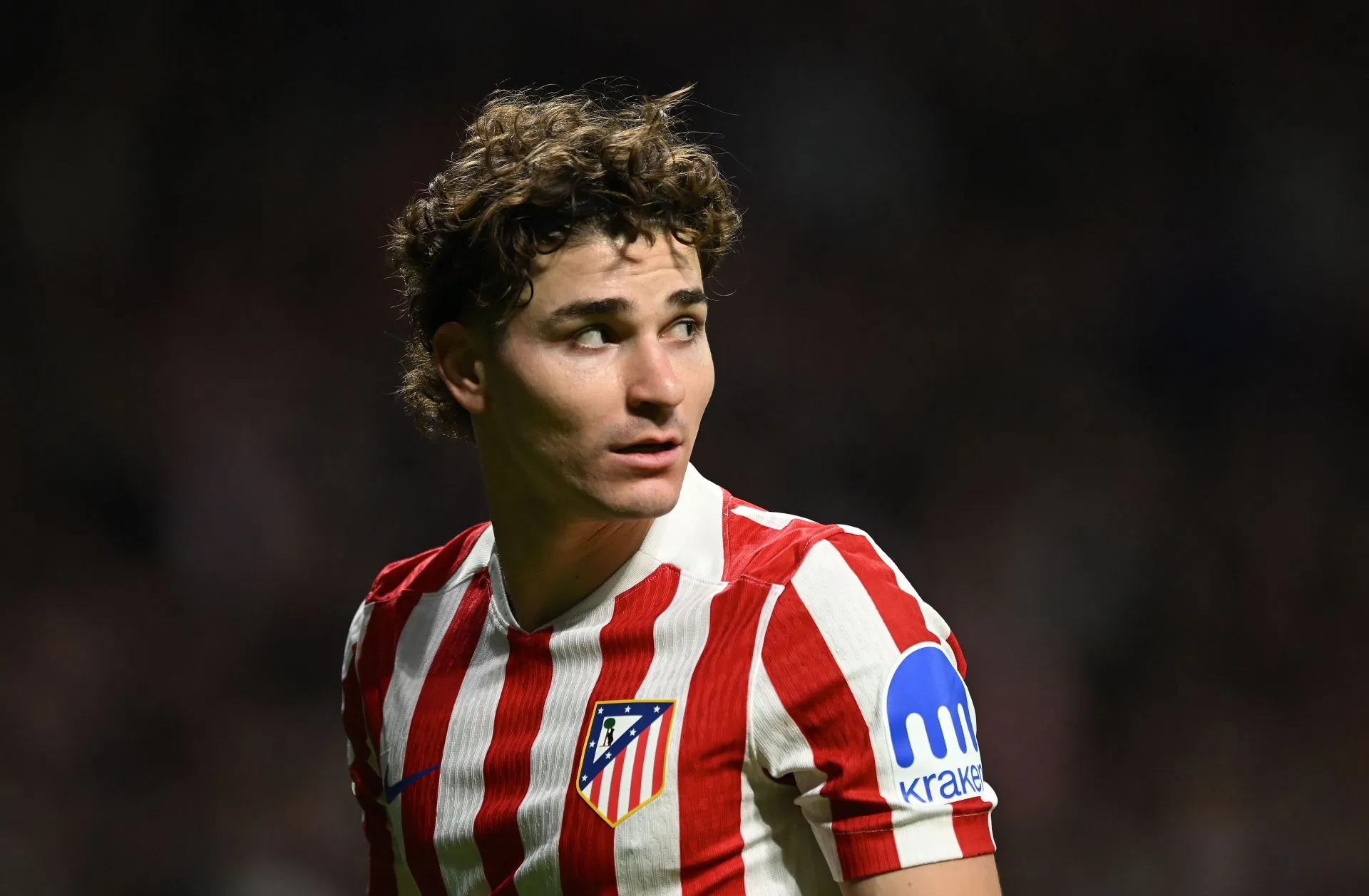 “I see what people say on social media” - Julian Alvarez addresses Barcelona transfer rumors