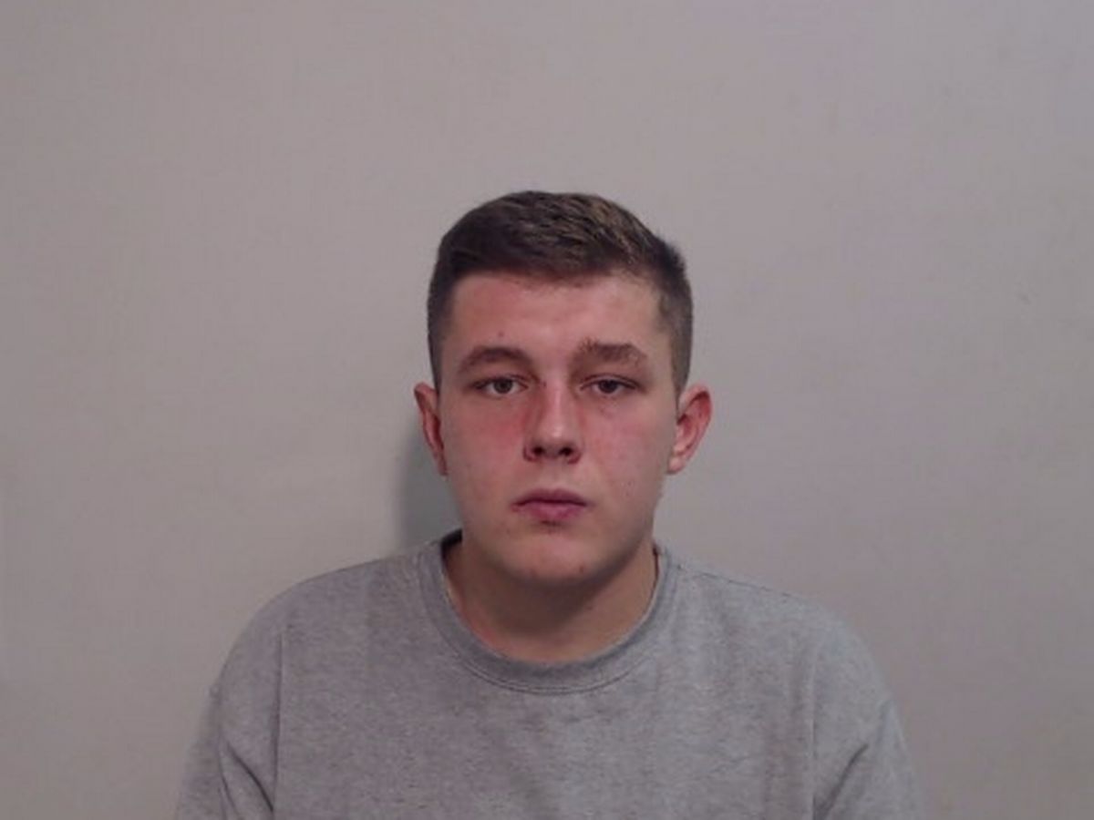 Man jailed for machete attack which contributed to death of victim's dad