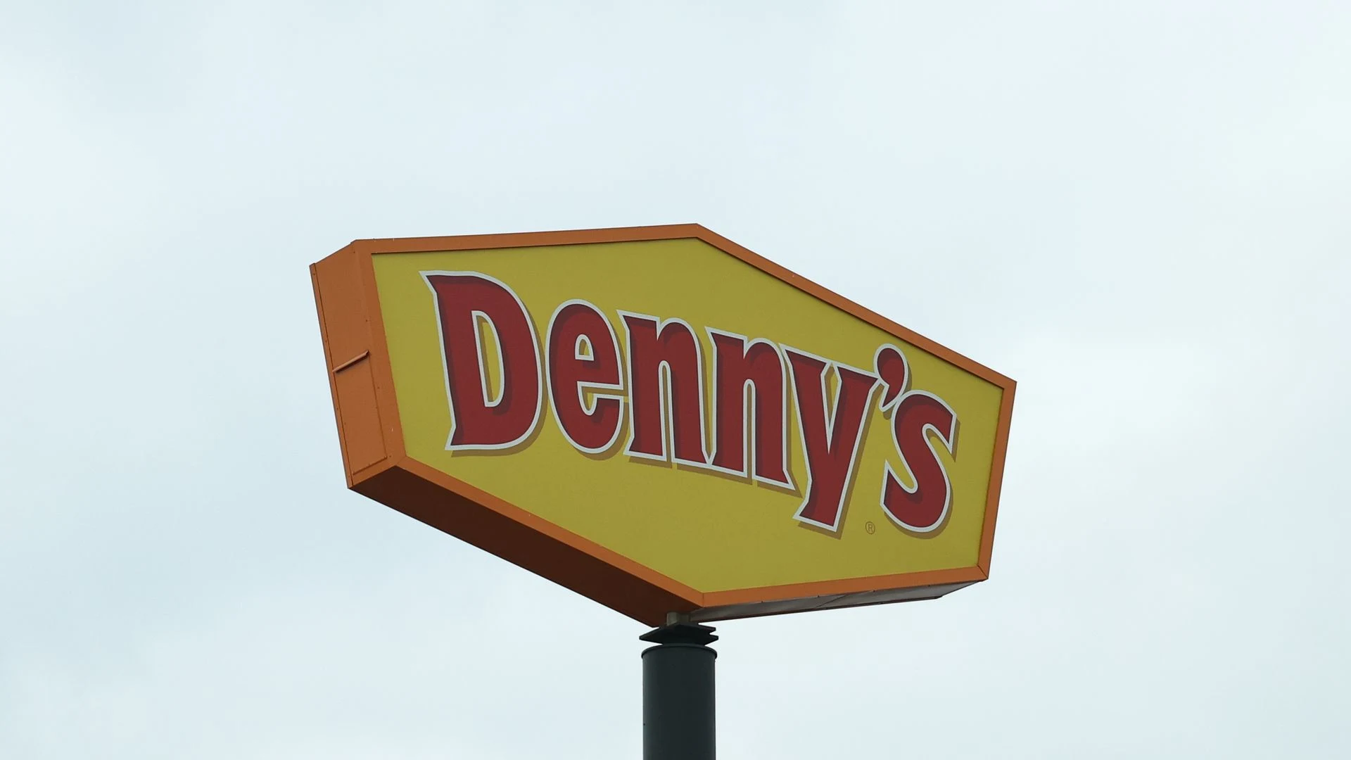 Fan-favorite chain Denny's makes major $620 million move