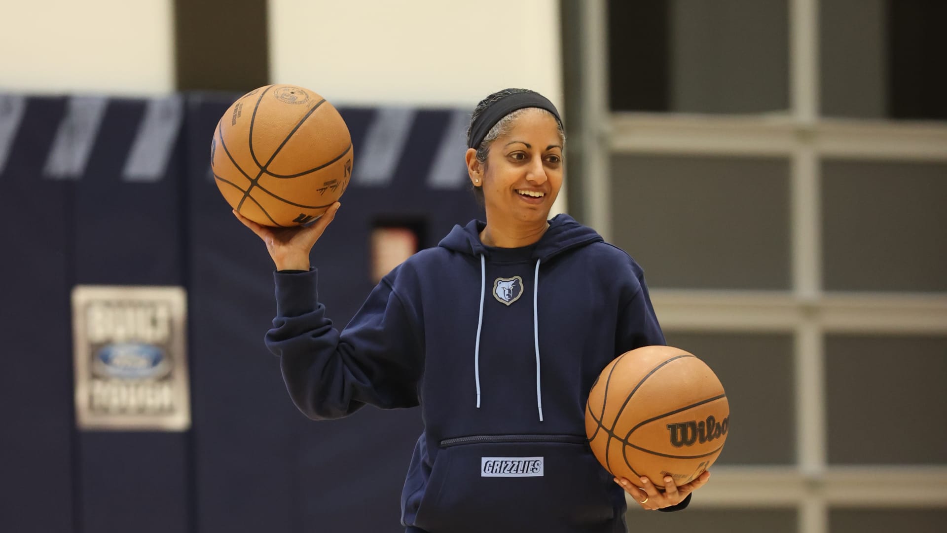 Seattle Storm WNBA coach left her job in corporate law to become a basketball coach