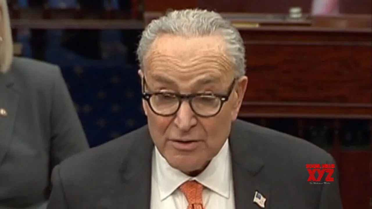 Senate Democrats offer to end shutdown in exchange for 1-year extension of health care tax credits (Video)