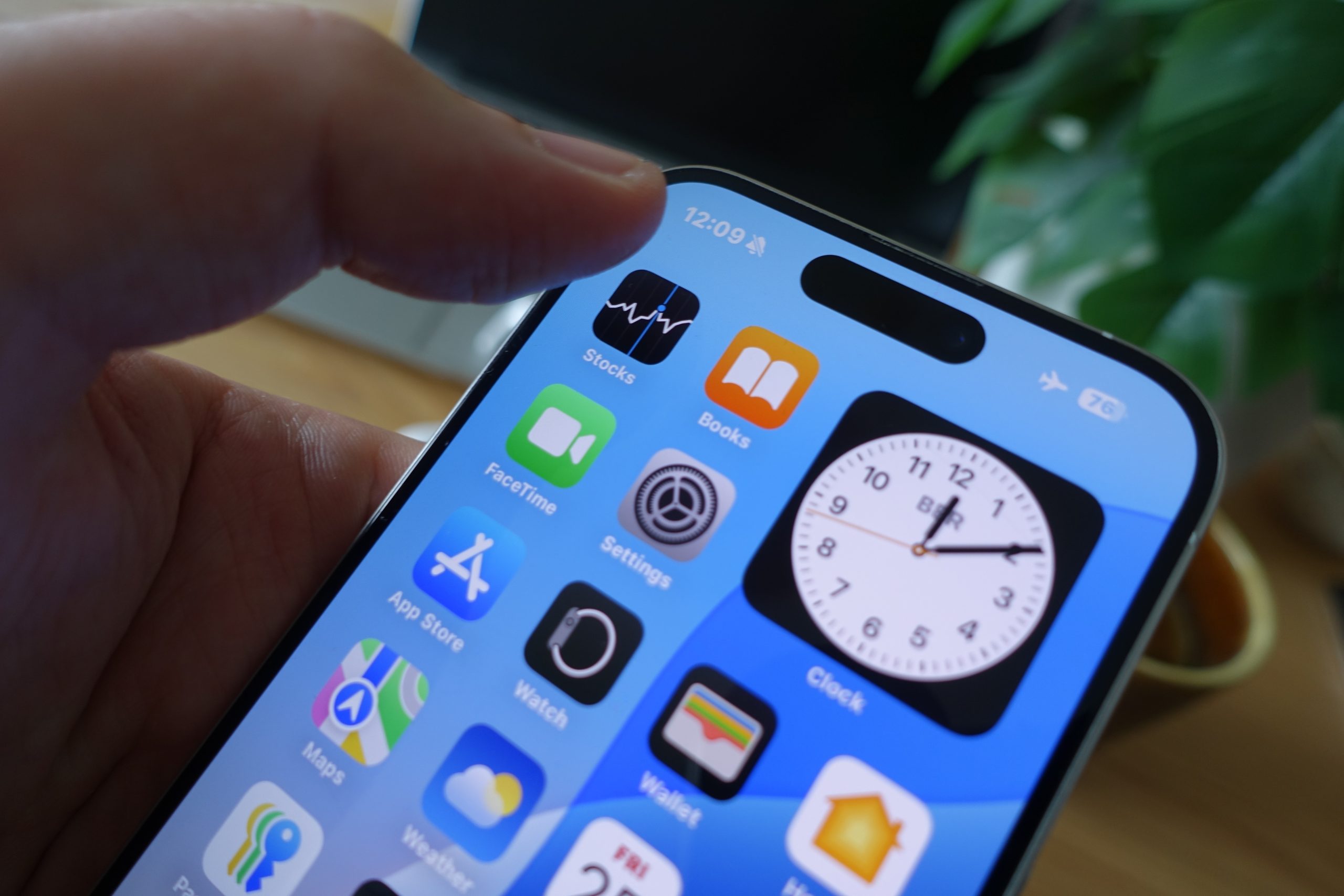 Government pledges to repay tech fund it continues to dip into