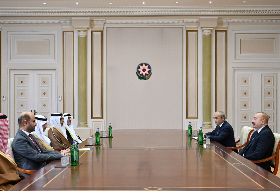 President Ilham Aliyev receives delegation of heads of member institutions of Arab Coordination Group (PHOTO/VIDEO)