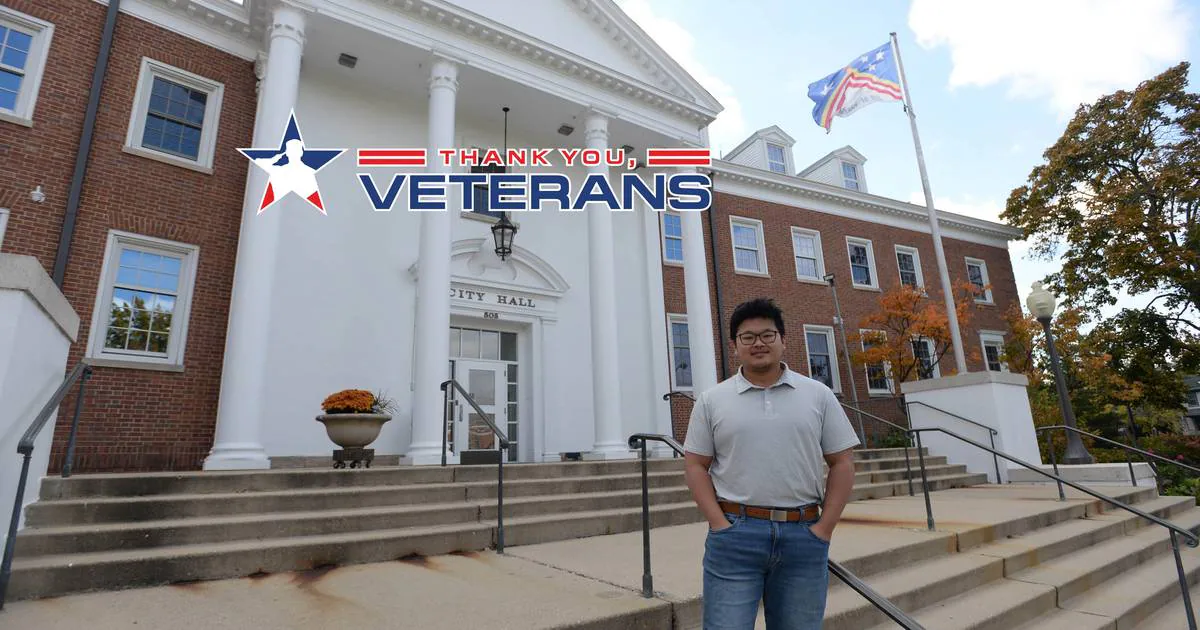 Elmhurst University grad student, reservist develops AI tool for veterans