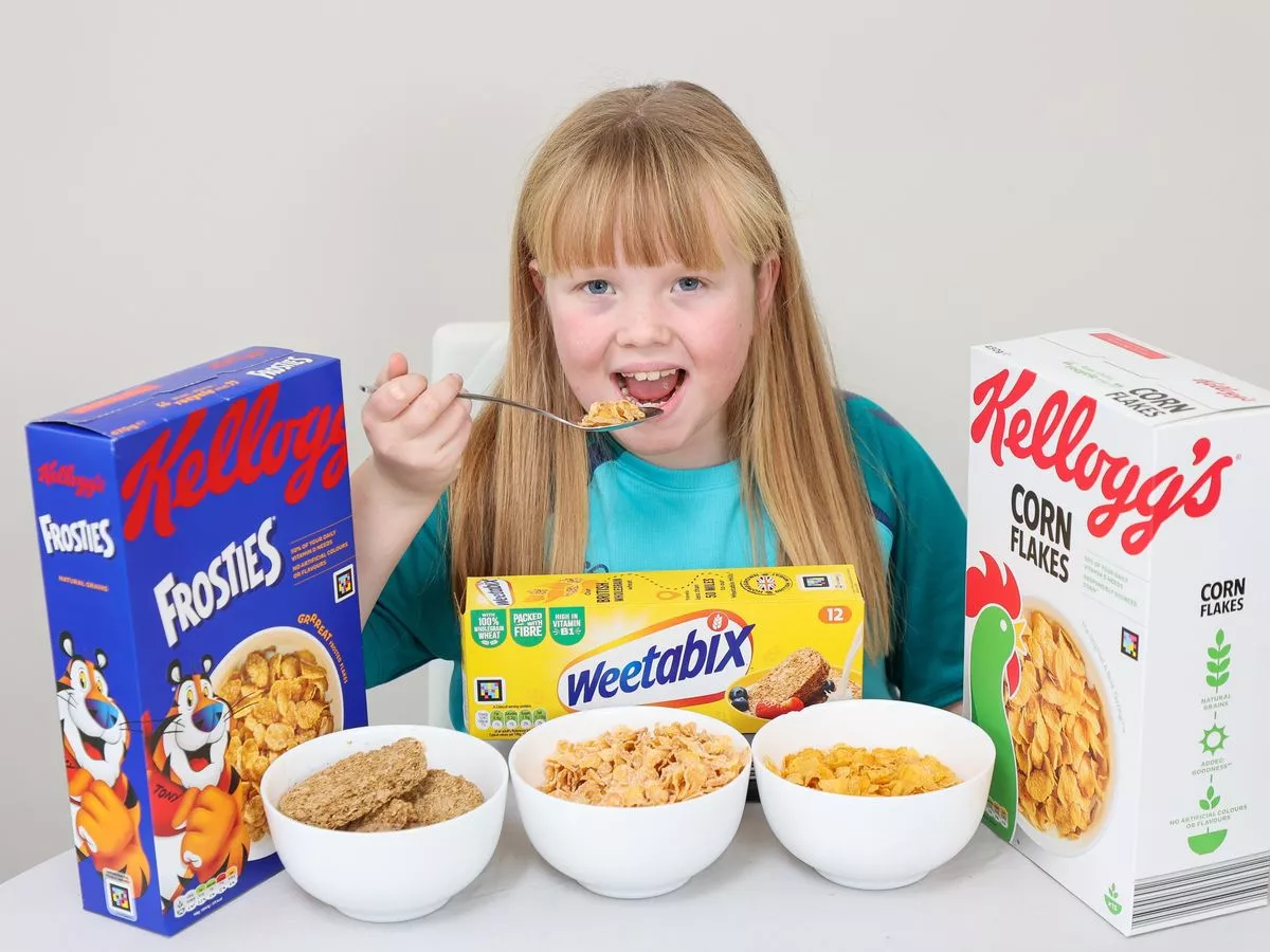 Girl, 8, who refused to eat anything other than cereal has first hot meal after unusual treatment
