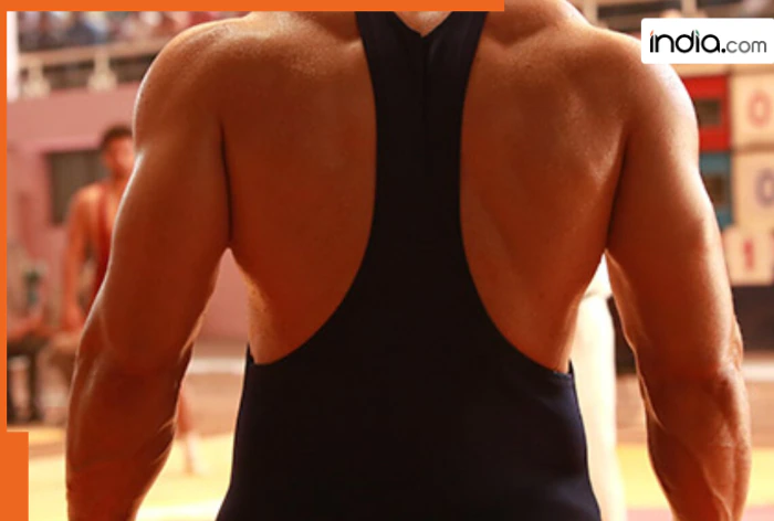 This actor was paid only Rs 1000 a month for his debut film, today he is one of the most bankable stars of Bollywood, his name is.., debut film was…