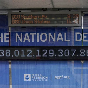 El economista que cuenta los días hasta el apocalipsis de la deuda de Estados Unidos