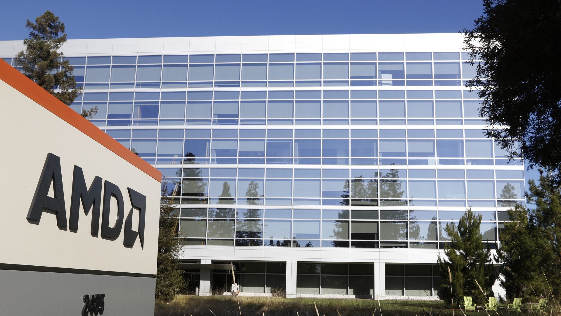 AMD Q3 2025 earnings results beat analysts' EPS and revenue expectations