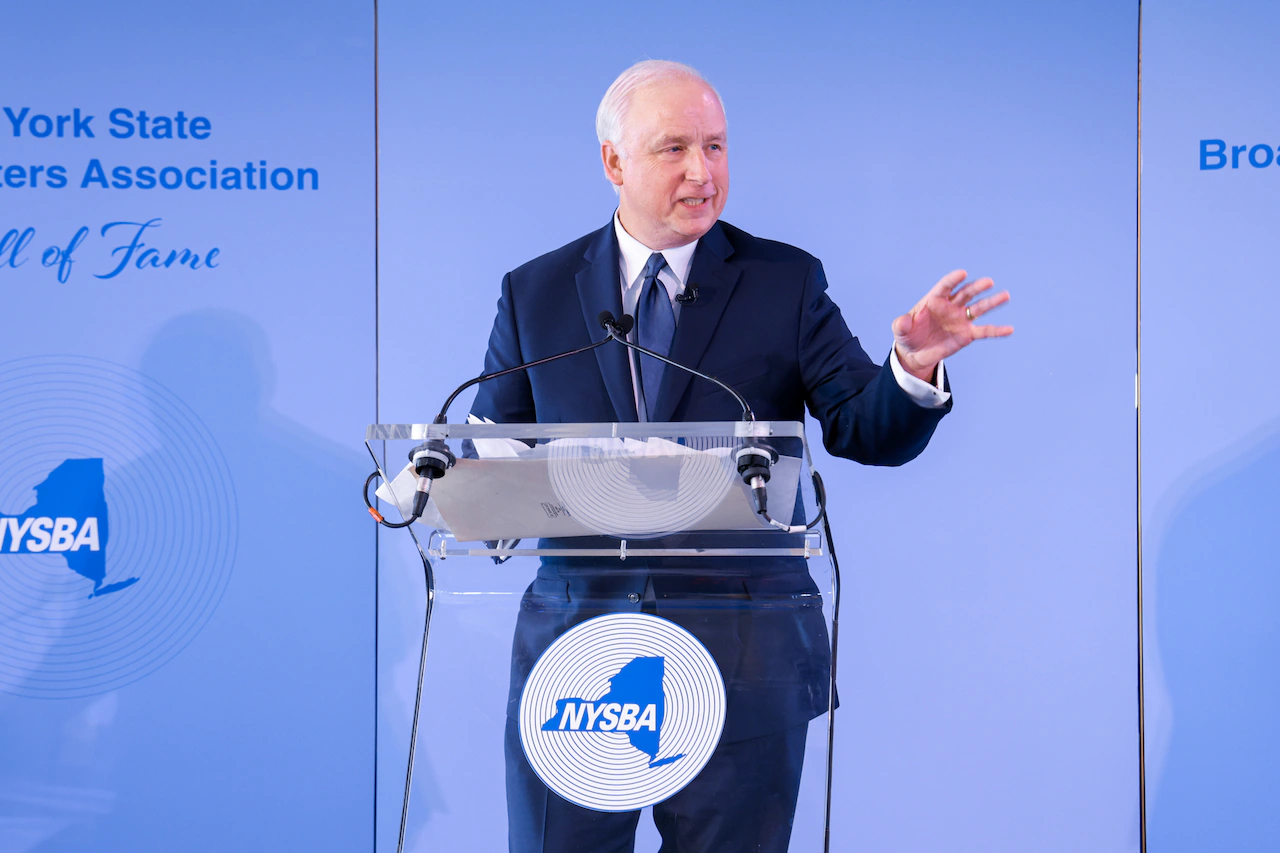 Syracuse TV anchor inducted into hall of fame after ‘countless hours in windowless rooms’