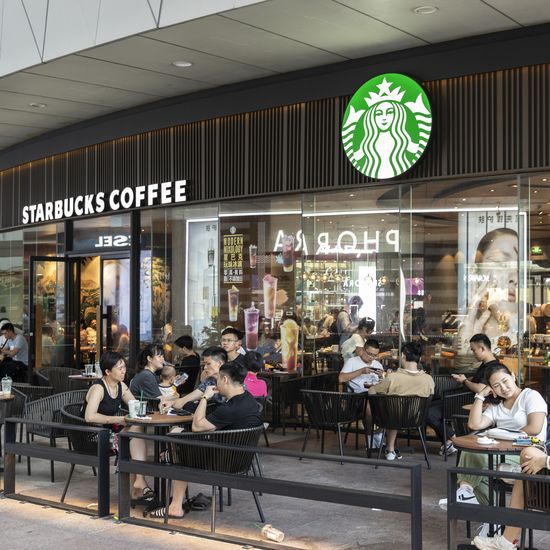 Starbucks sells Chinese arm to local investors