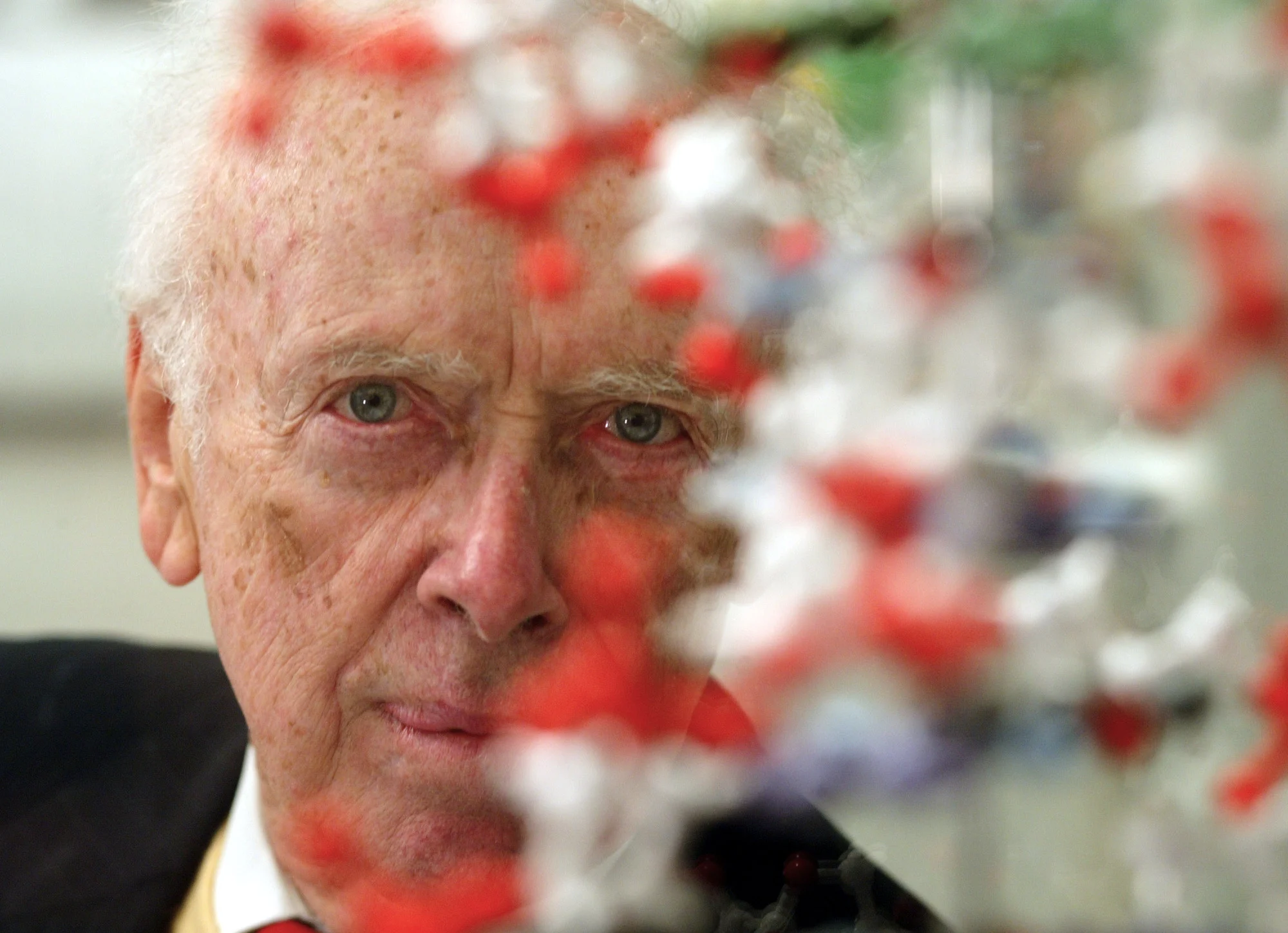 James Watson, co-discoverer of DNA’s double helix shape, dead at 97