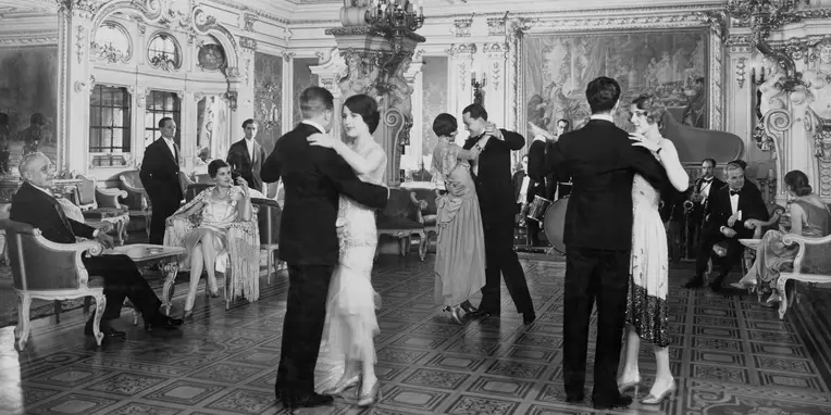 Vintage Photos Show How Americans Lived in the 1920s