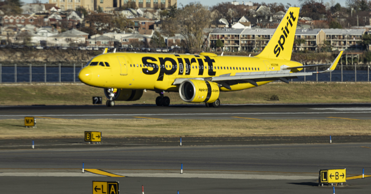Spirit Pilots and Flight Attendants Agree to Pay Cut to Help Struggling Airline