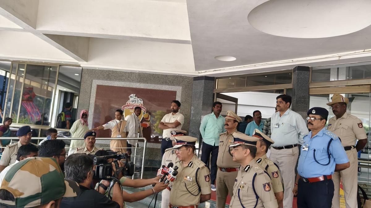 ADGP visits Belagavi hospital, enquires about health of policemen injured in stone pelting