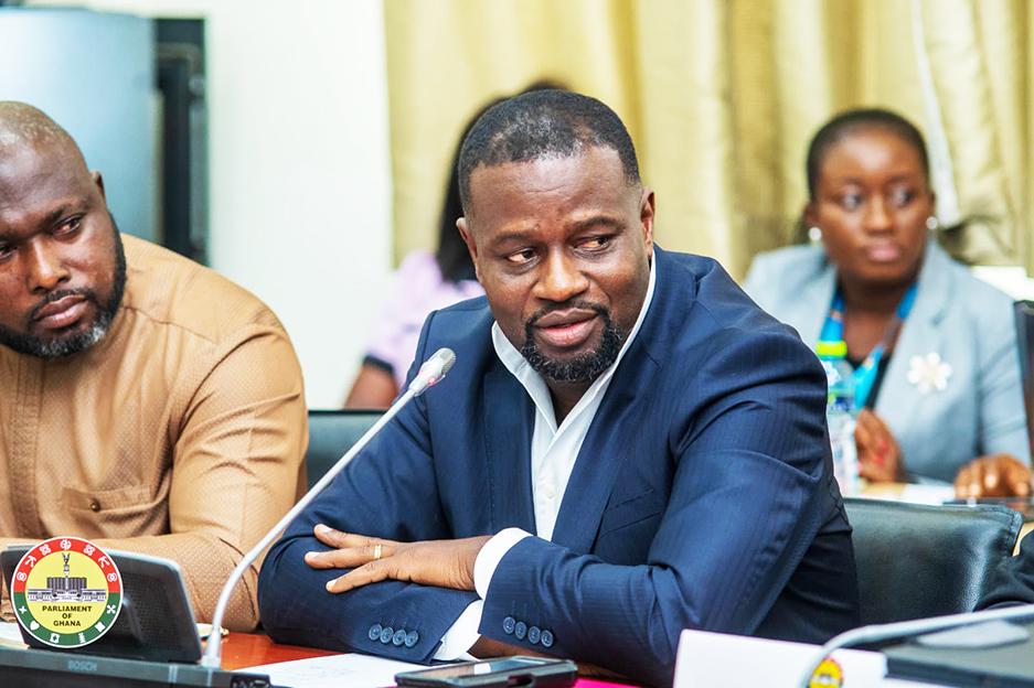 Minority Censor Ministers For Failing To Answer Parliamentary Questions