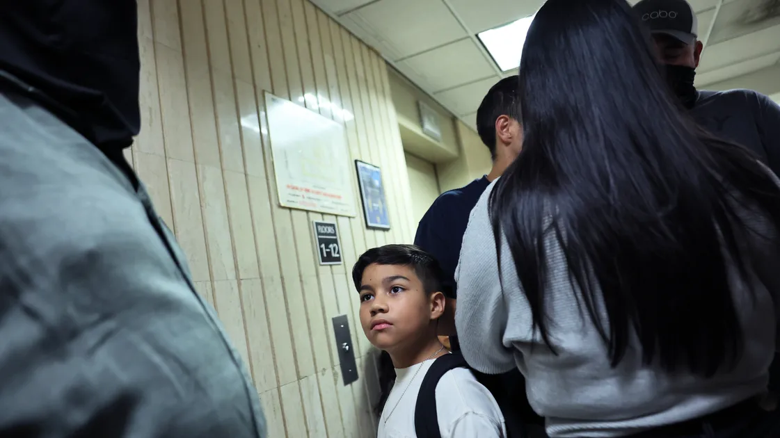 ICE Pitches Call Center To Track Immigrant Kids