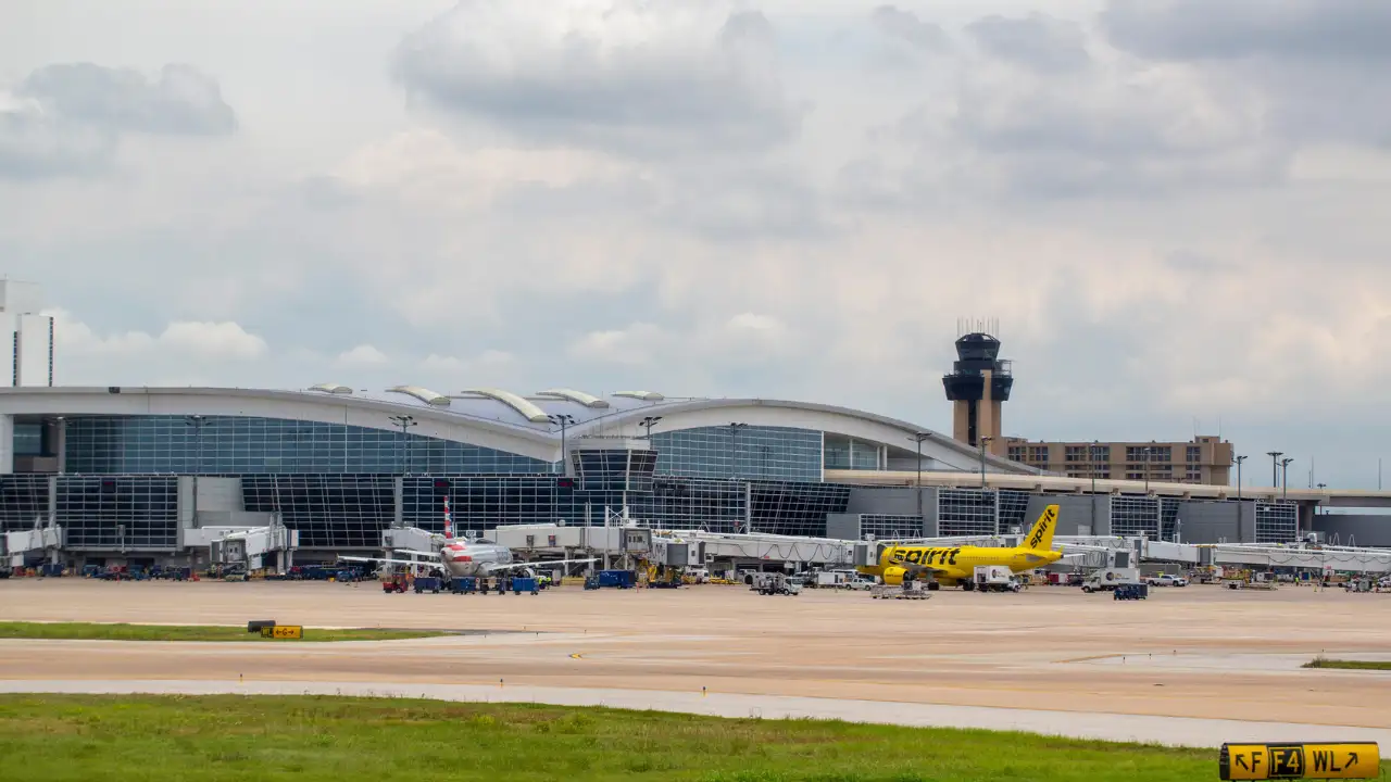 Flight Cancellations And Delays Today: Over 1,200 Flights Scrapped As FAA Slashes Operations