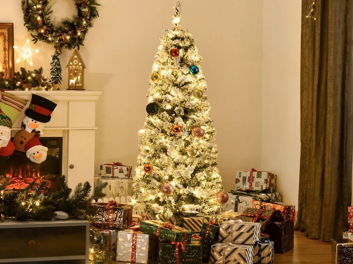 Pre-lit artificial Christmas tree that 'looks real' and 'makes life easier' slashed to £34